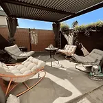 Проживание в семье Maison Menadel Ивто