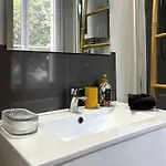 Maison Menadel Ивто