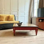 Проживание в семье Maison Menadel