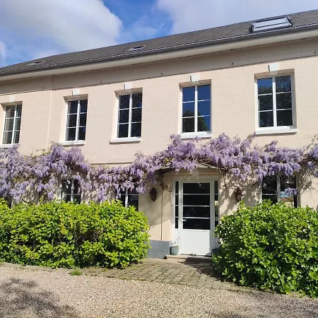 Maison Menadel *