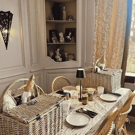 Maison Menadel Δωμάτια σε οικογενειακή κατοικία Yvetot