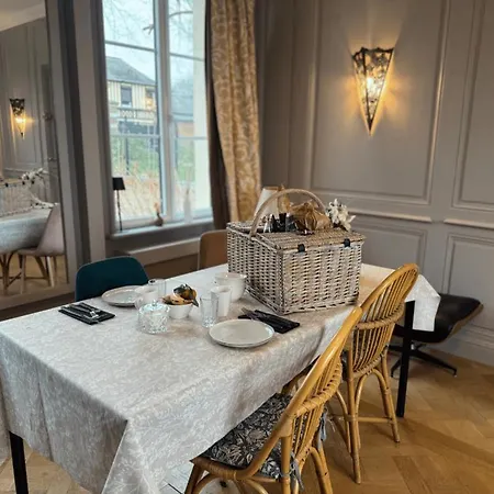 Maison Menadel * Yvetot