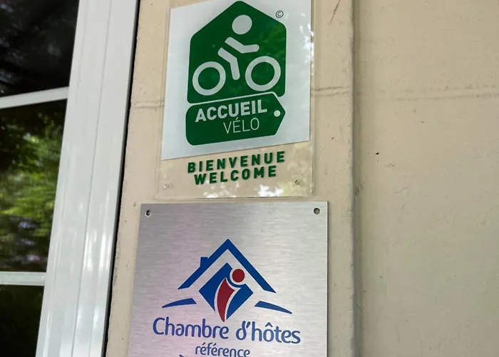 Homestay Maison Menadel *