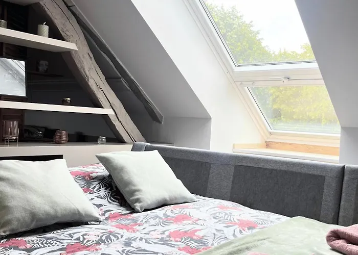 Homestay Maison Menadel *